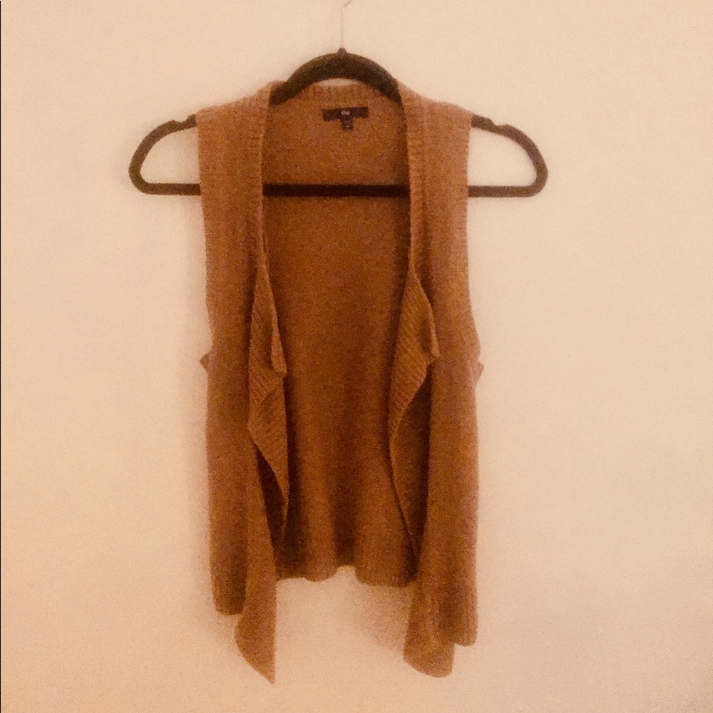 GAP - Knit Brown Vest